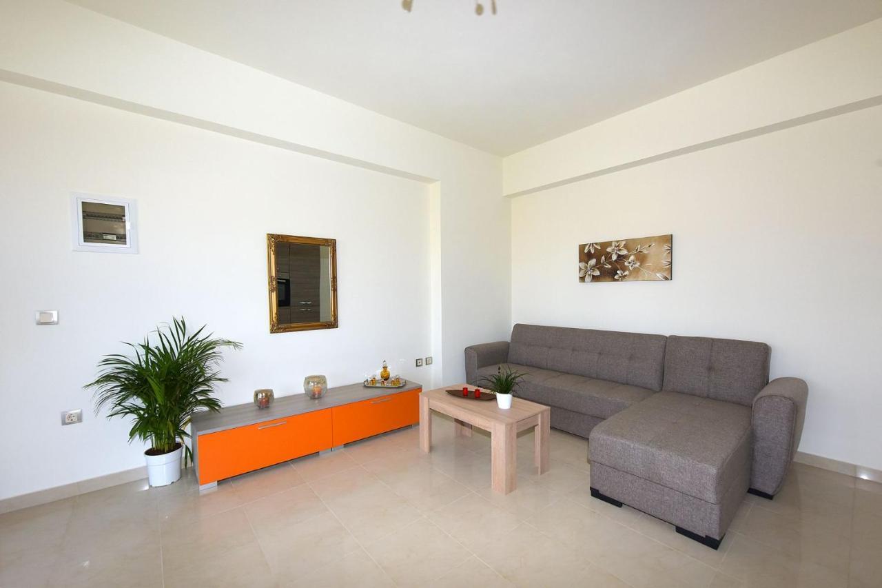 Kalavárda Stelia Luxury Apartments מראה חיצוני תמונה